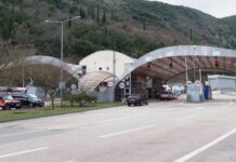 На граничним прелазима у Новом током празника мањи промет него претходне године