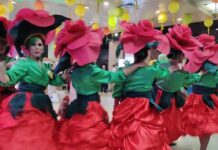 Veče maski, muzike i mimoze