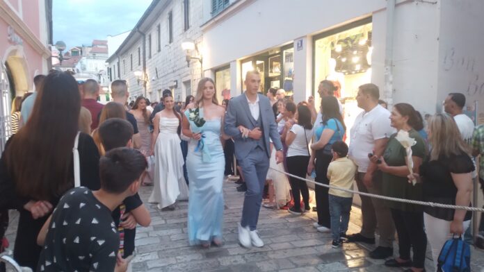 matura 16
