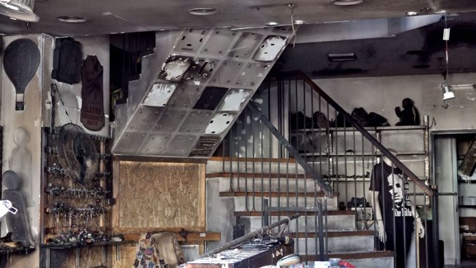 Pozar u lokalnu na Trgu Nikole Djurkovica, oktobar 2025