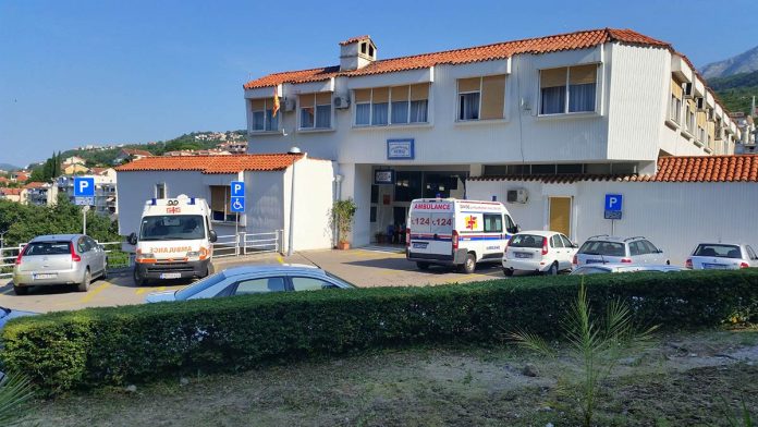 Dom-Zdravlja-Herceg-Novi-02