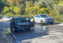 Ватрогасци брзо угасили пожар на возилу, нема повријеђених