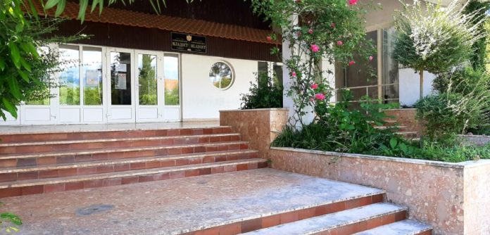 Srednja mjesovita skola Mladost Tivat