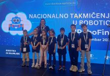 Дјеца из Херцег Новог на такмичењу из роботике