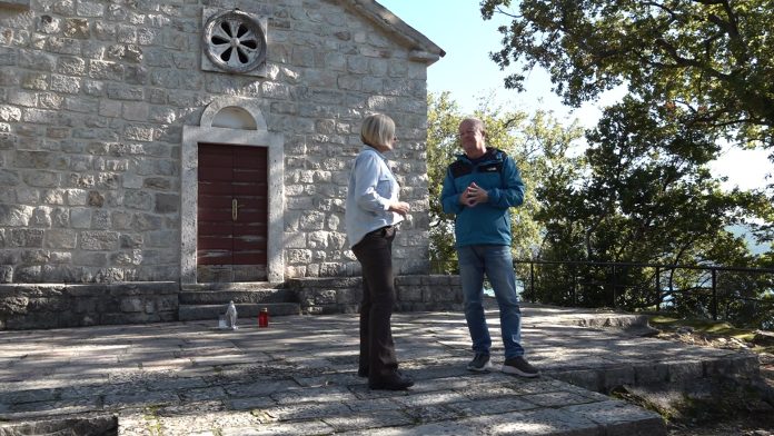 crkva svete ane slađa i dr komar