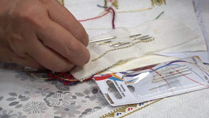 zlatovez radionica ruke