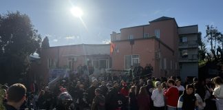 „Мото Дједа Мразеви“ обрадовали малишане из Дјечијег дома „Младост“