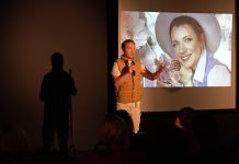 „Najbolji čovjek na svijetu“ i dalje zasmijava publiku