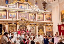 Божићна дјечја приредба у Храму Светог Спаса на Топлој