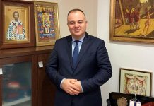 Предсједник Општине Херцег Нови, Стеван Катић честитао Бадњи дан и Божић