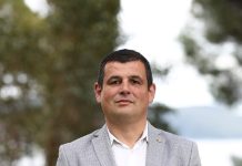 Божићна честитка предсједника Скупштине општине Херцег Нови, Милоша Коњевића