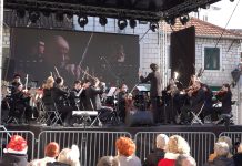 Снимак новогодишњег концерта Камерног оркестра ХН на програму РТХН