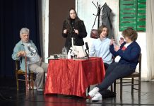 Представа „Опрости, друже Стари“ одиграна у Дворани Парк