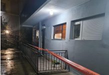 Инспекција Министарства просторног планирања наредила рушење дијела „плаве зграде“