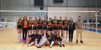 Албатрос преко Мораче и пет сетова до предности