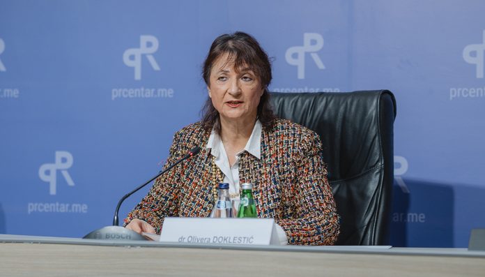 Olivera Doklestic, PR centar