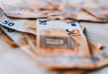 Просјечна зарада у 2025. износила 1 012 еура