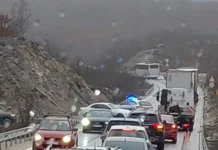 Autobus sa fudbalerima Igala učestvovao u udesu kod Nikšića