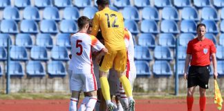 Узуновски одиграо цијели меч у побједи против Грчке