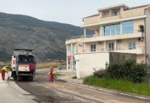 Почели припремни радови за асфалтирање двије улице у Игалу