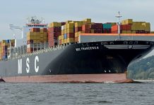 Наши поморци добро, одузети им телефони