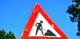 Привремена забрана саобраћаја у Ратишевинској улици