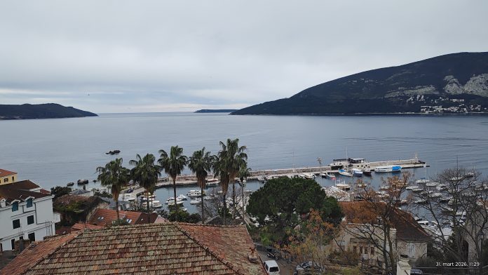 pogled sa gradske dobro jutro