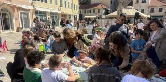 Манифестација „Бирам радост“ окупила велики број малишана у центру града