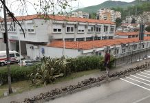 Почела санација тротоара на Топлој два