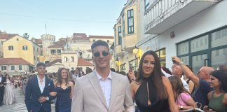 Defile novskih maturanata za nove početke i srećnu budućnost