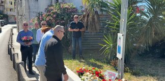 Чланови Балканске полицијске уније полагањем цвијећа обиљежили седму годишњицу убиства полицајца Милутина Лековића